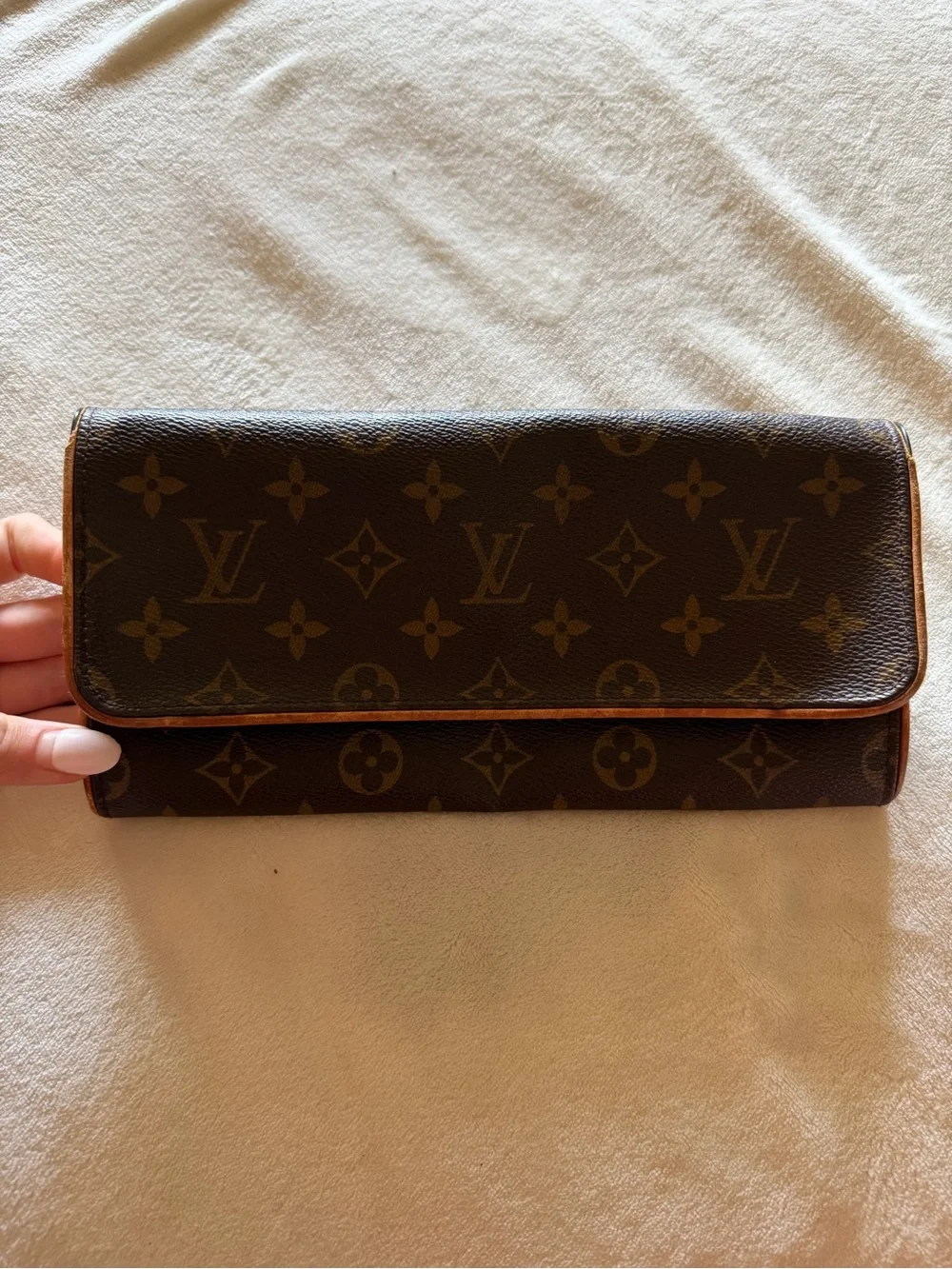 Louis Vuitton Monogram Twin Pochette